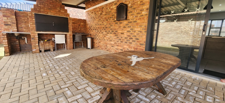 3 Bedroom Property for Sale in Waterberry Estate North West